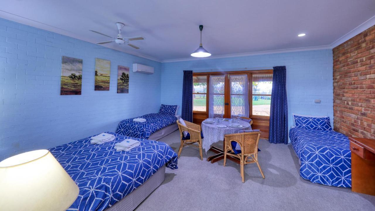 The Vineyard Motel Cowra Exterior photo